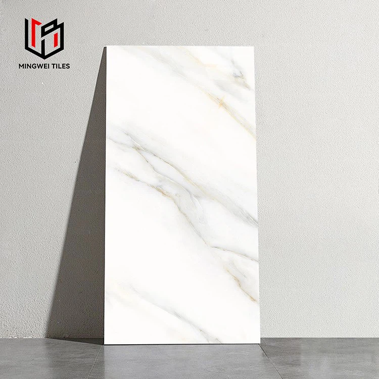 Glazovaná lesklá keramická dlažba