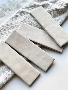 Nástenné dlaždice napodobňujúce farbu hliny